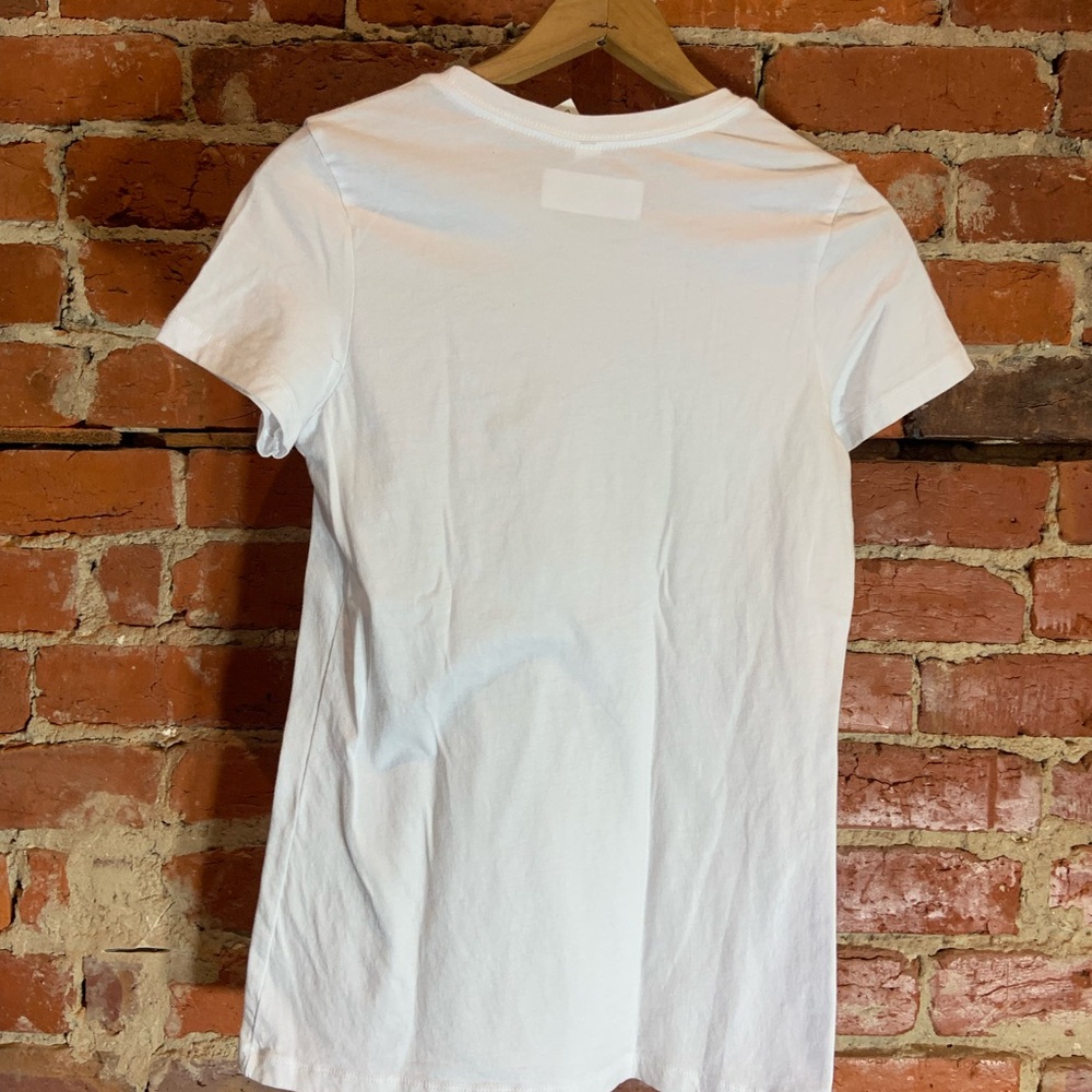 Tune Tune Ladies Large White Graphic Preowned T-Shirt View 3